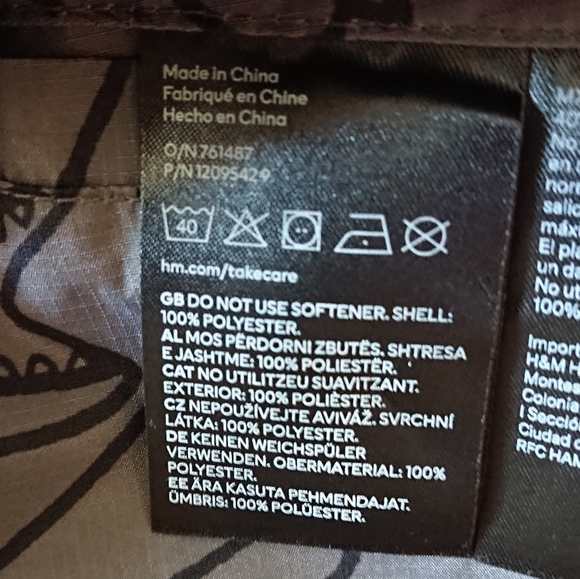 H&M dark Gray Dinosaur Print rain Jacket size 6/7 - Picture 13 of 13
